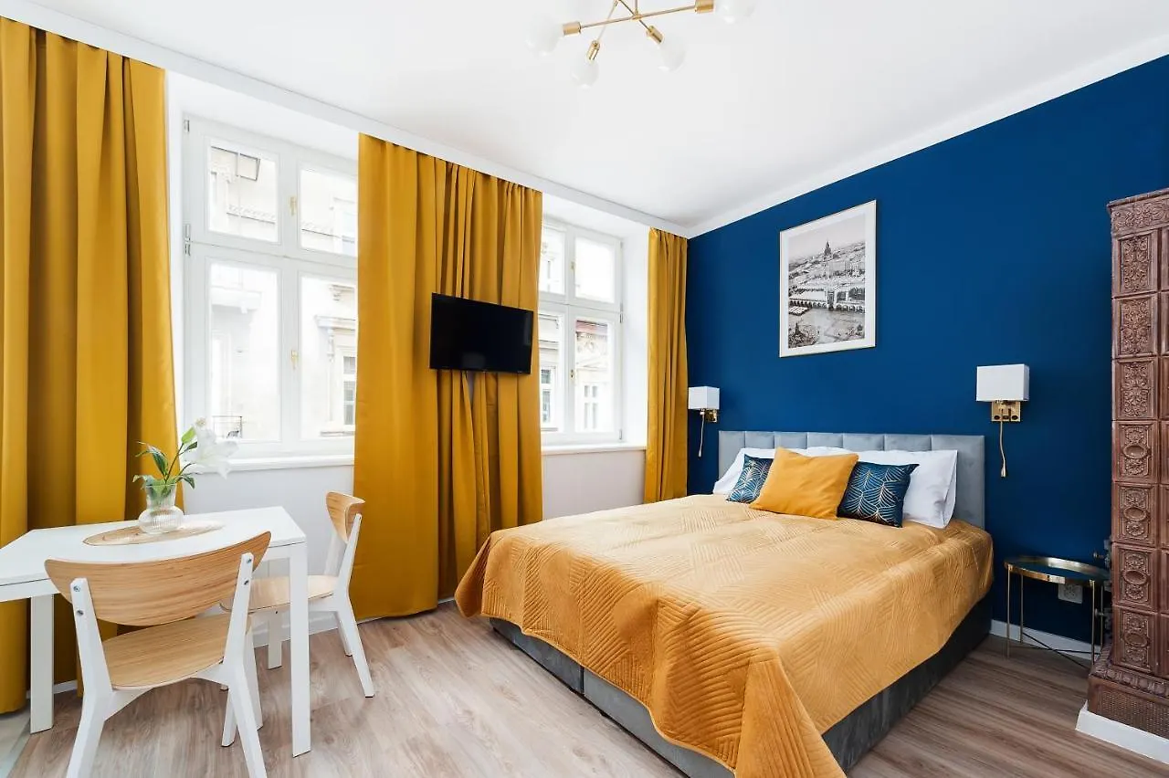 Rose Apartment Krakow Poland