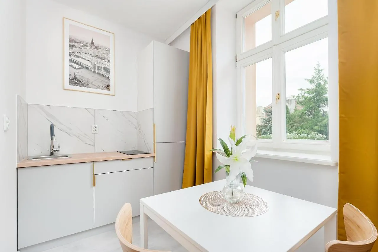 Rose Apartment Krakow Poland