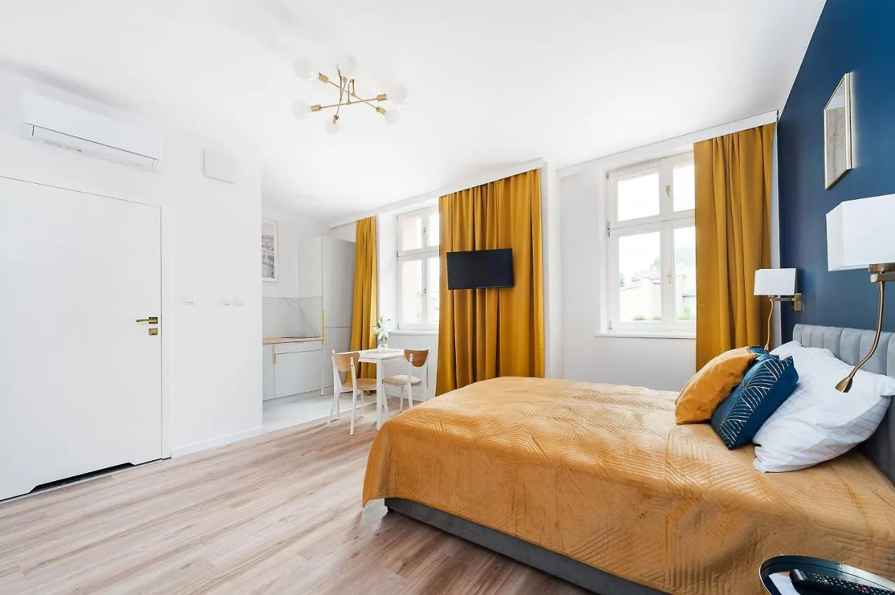 Rose Apartment Krakow Poland